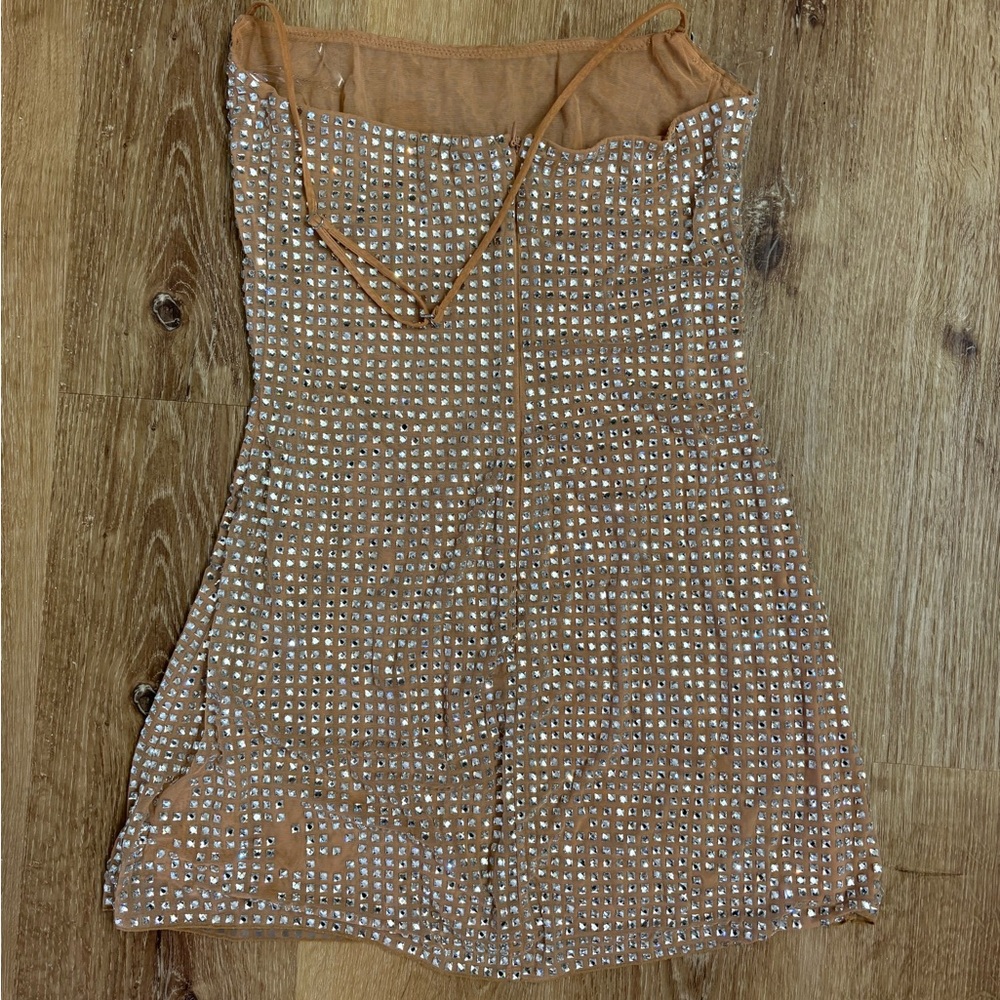 Women's Oh Polly Lasma Nude Embellished Halter Bodycon Dress - Picture 3 of 4
